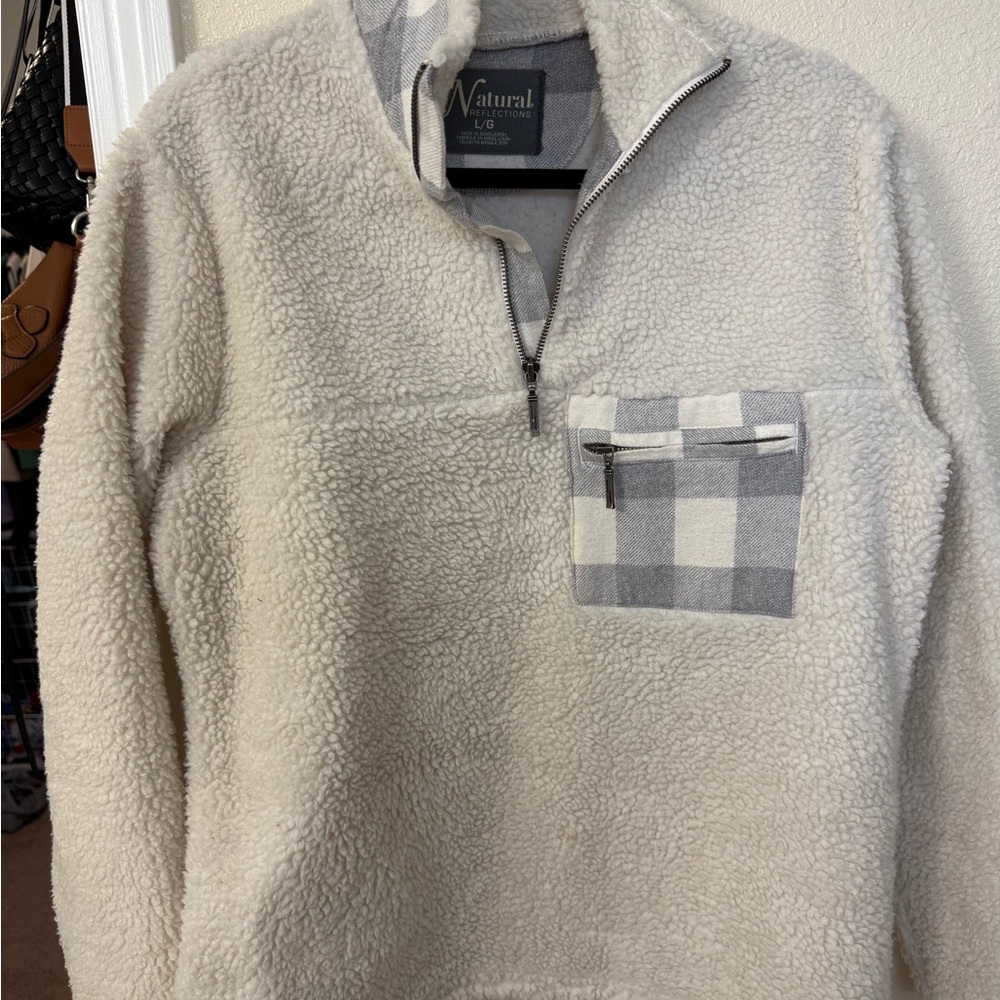 Women’s  Cream Sherpa Sweater